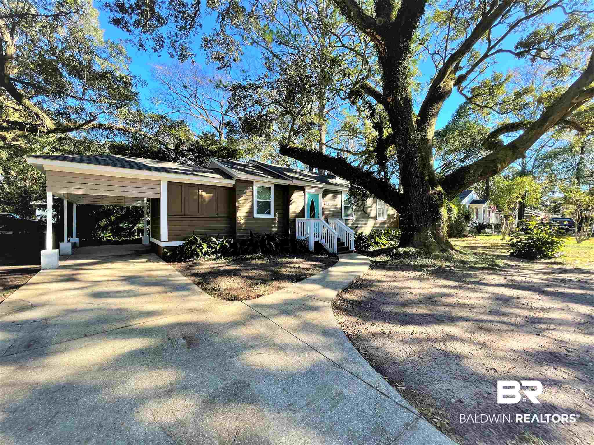 304 Border Drive East Mobile, AL 36608 - Photo 4 of 37