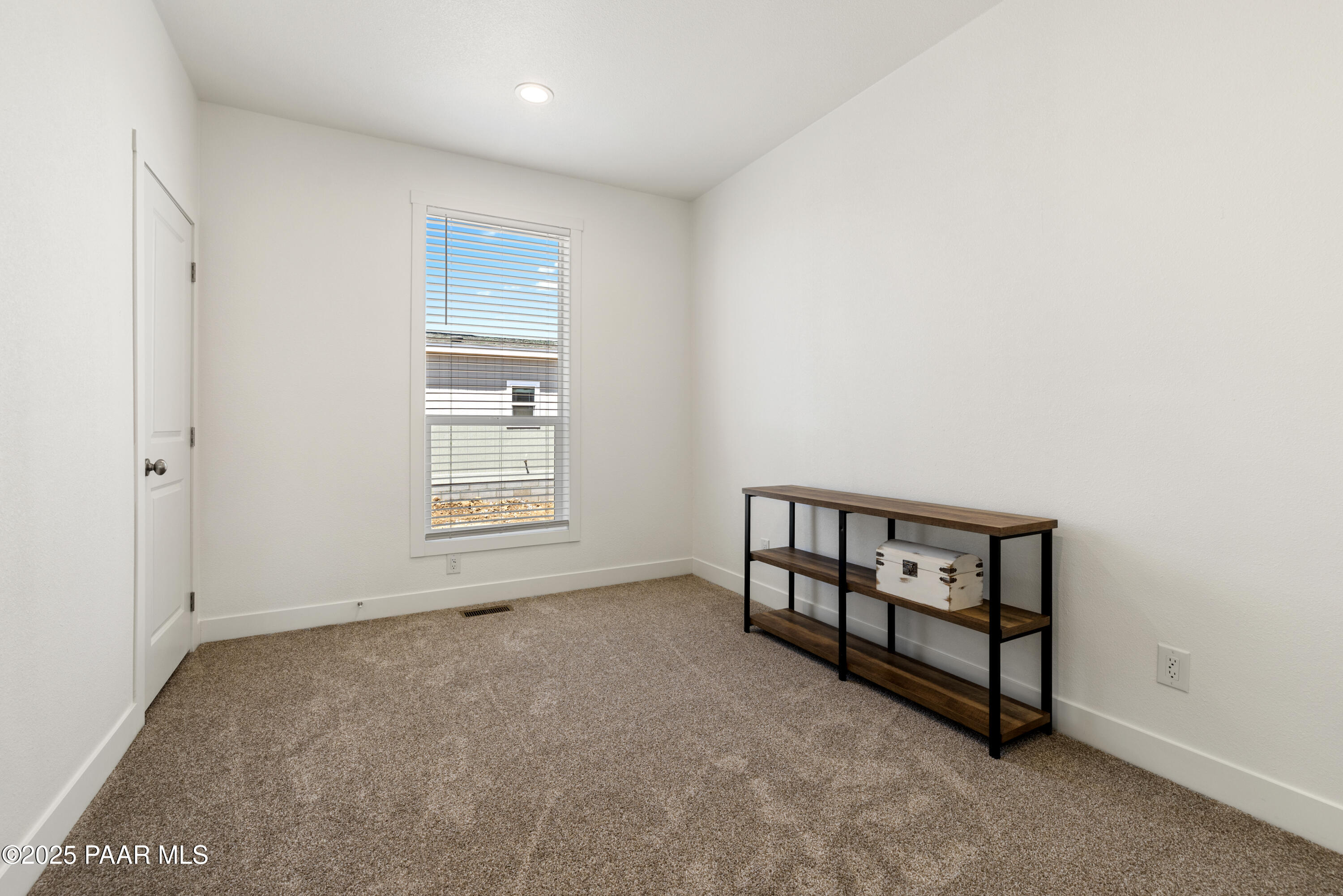 45 Hawaii Road Paulden, AZ 86334 - Photo 16 of 18 16-Bedroom 2