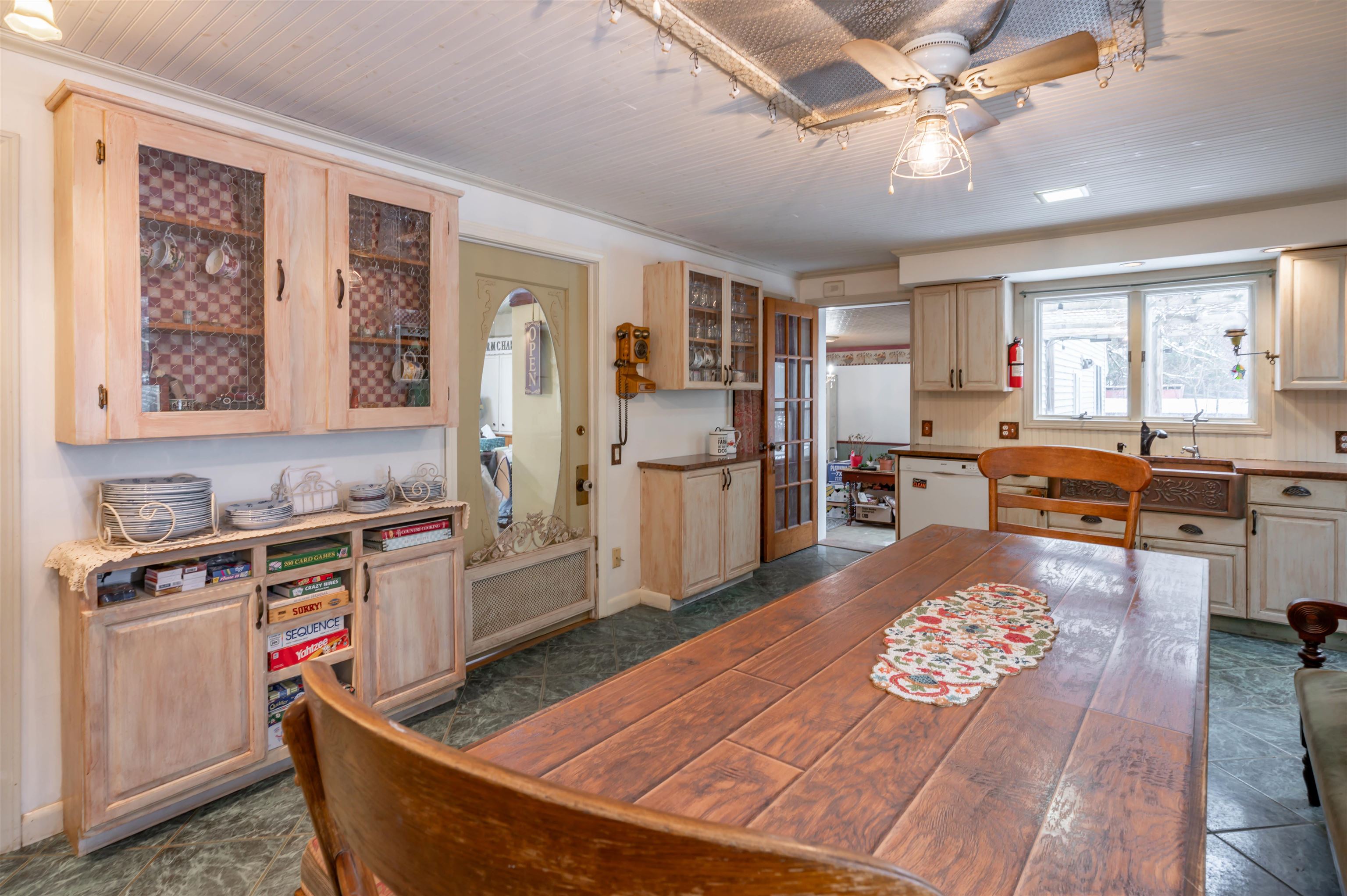133 Raymond Road Deerfield, NH 03037 - Photo 7 of 60