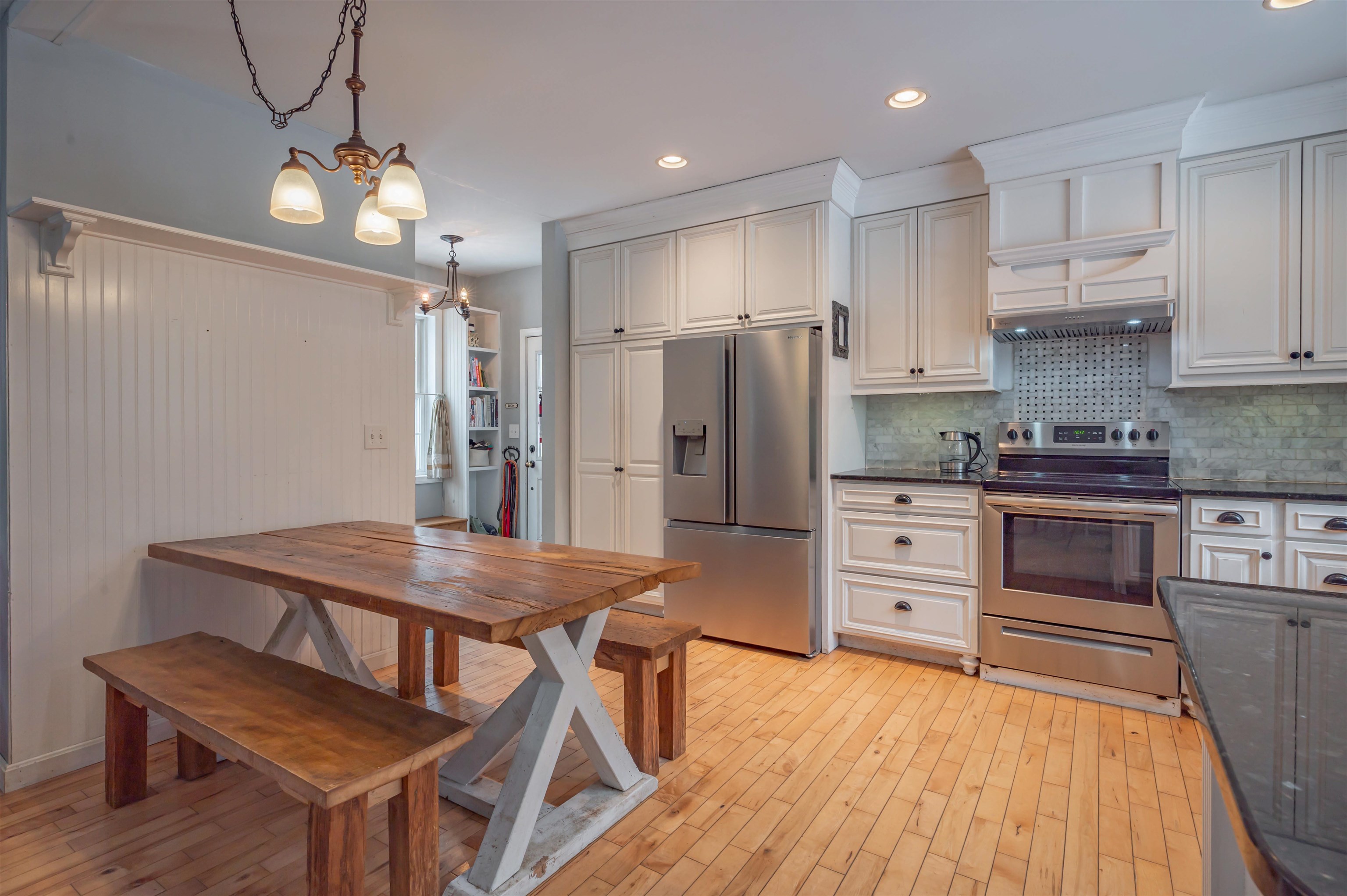 133 Raymond Road Deerfield, NH 03037 - Photo 8 of 60