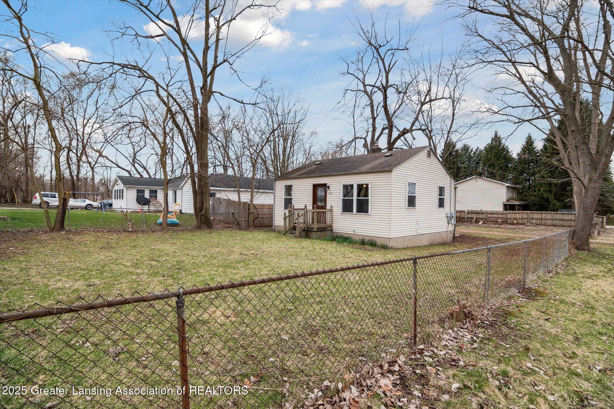 6306 Grovenburg Road Lansing, MI 48911 - Photo 30 of 31 32-6306-Grovenburg-Rd-Lansing-MI-48911-W