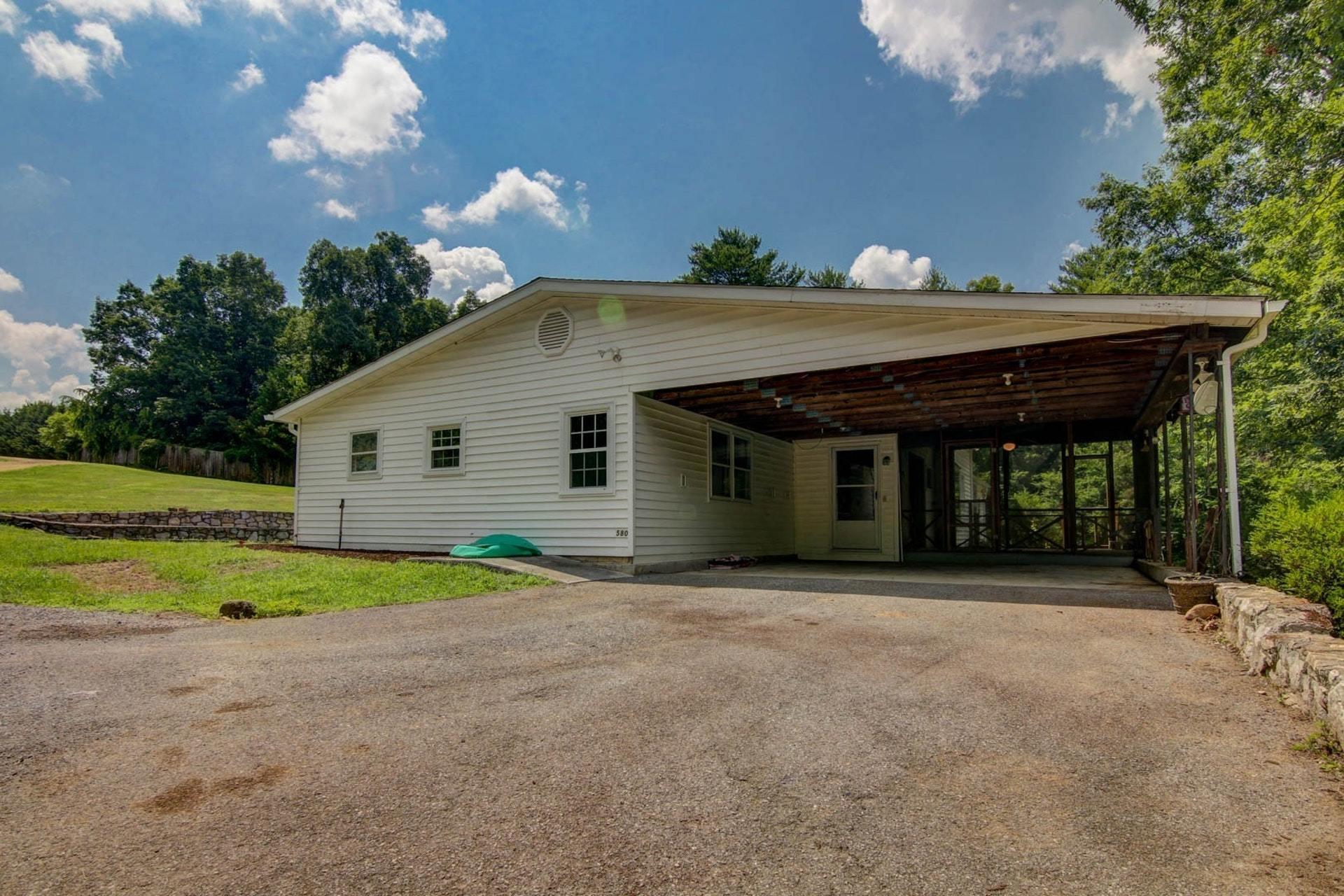 580 Mt Pleasant Church Road Fincastle, VA 24090 - Photo 30 of 39 a view of a house with backyard and garden