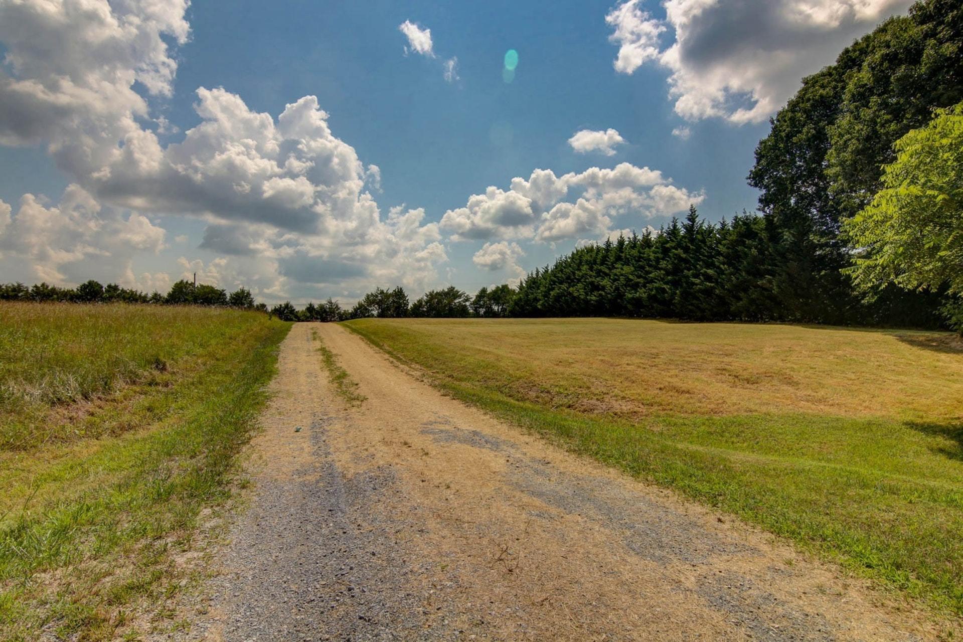 580 Mt Pleasant Church Road Fincastle, VA 24090 - Photo 38 of 39 a view of an ocean and beach