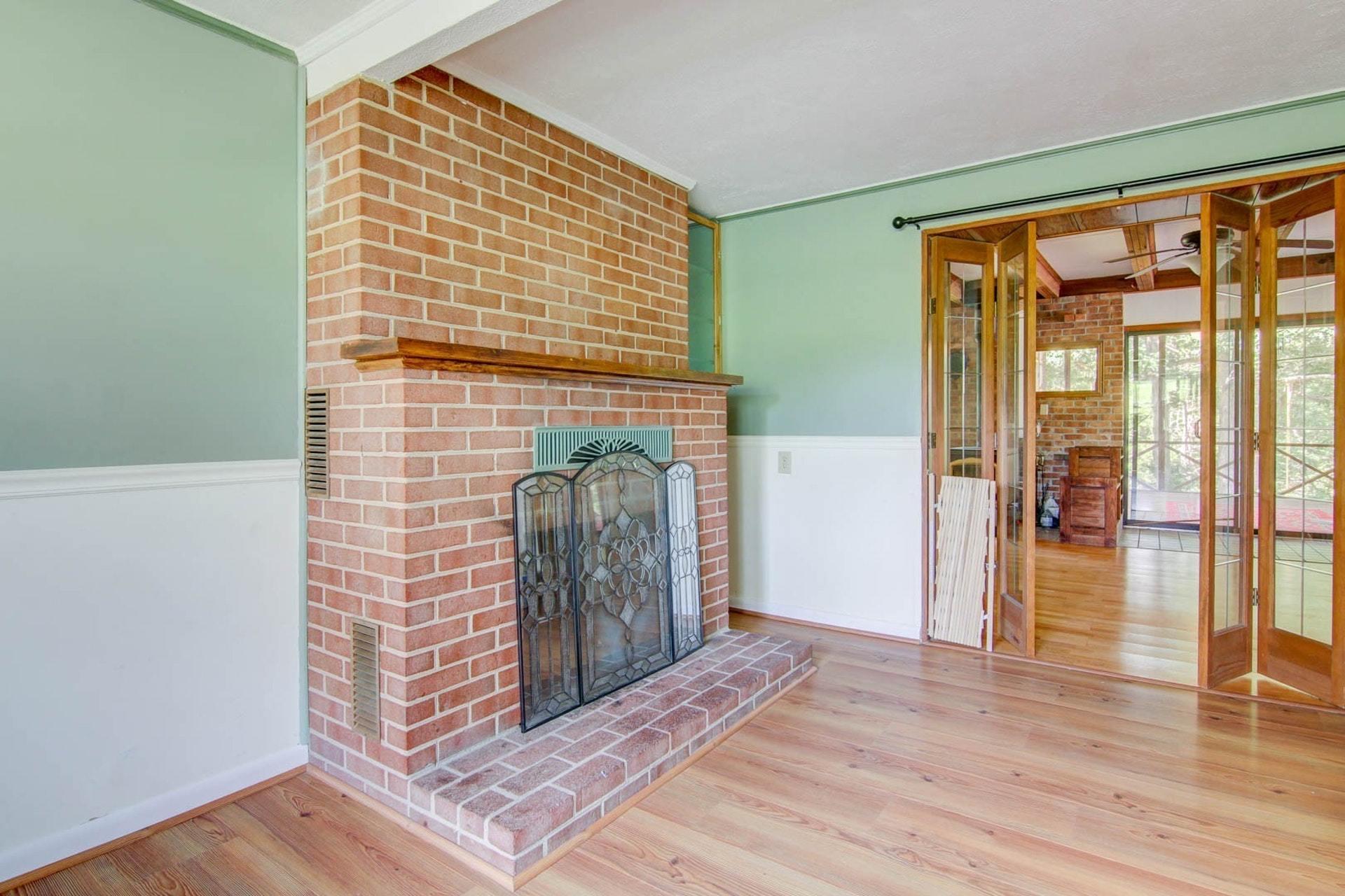 580 Mt Pleasant Church Road Fincastle, VA 24090 - Photo 10 of 39 a view of an entryway with wooden floor