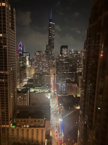 $3,100 | 30 East Huron Street, Unit 4304, Chicago, IL 60611