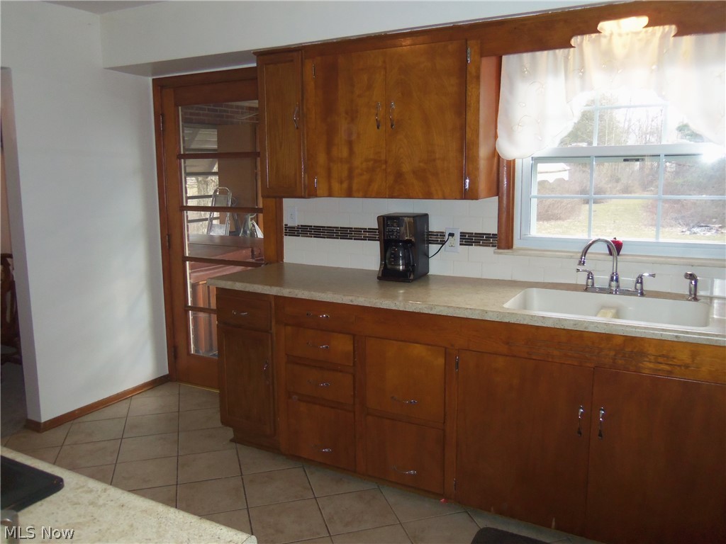 28570 Cannon Road Solon, OH 44139 - Photo 13 of 31 Gallery Image 13