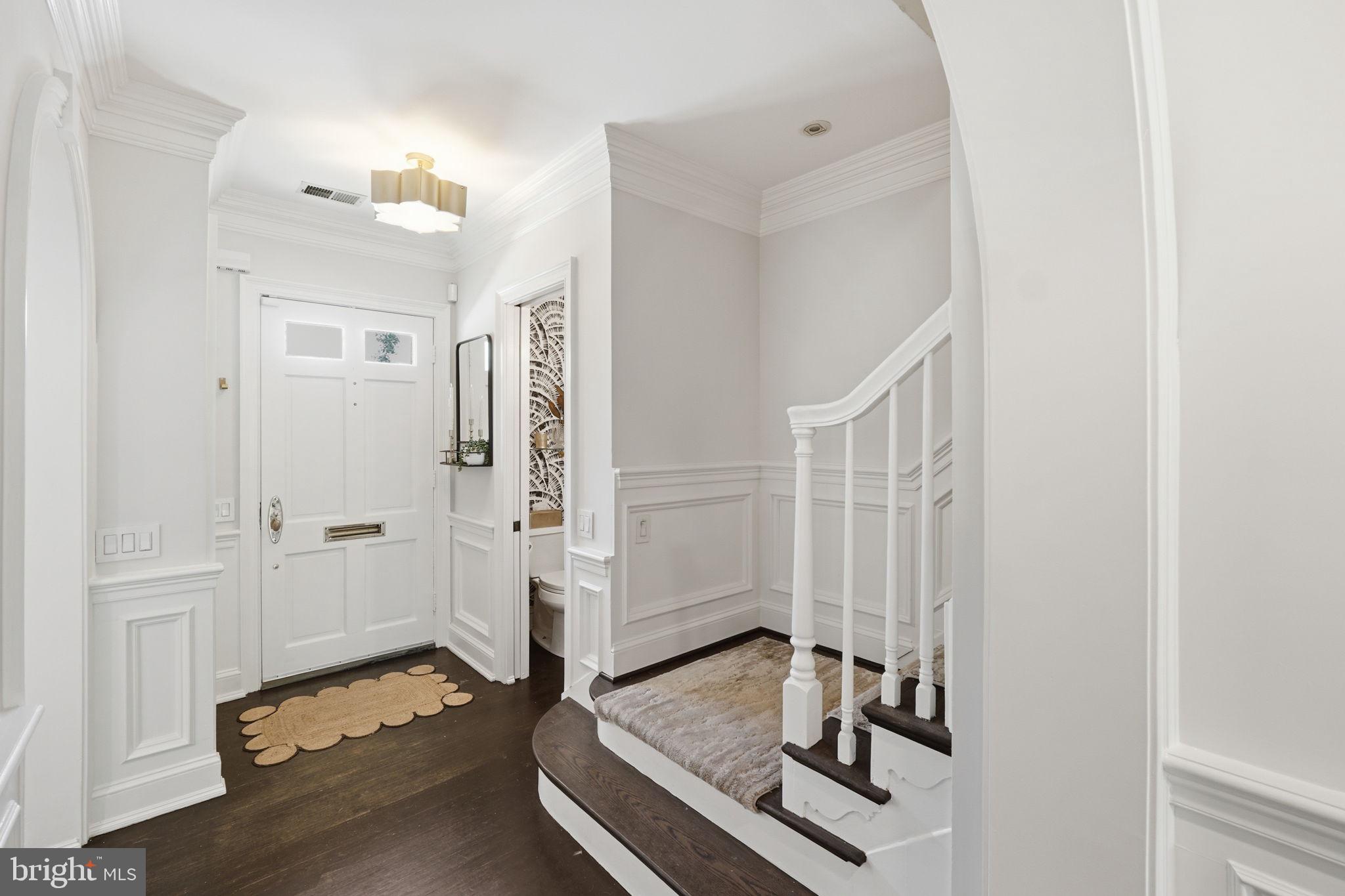 3523 Hamlet Place, Unit 501 Chevy Chase, MD 20815 - Photo 17 of 37