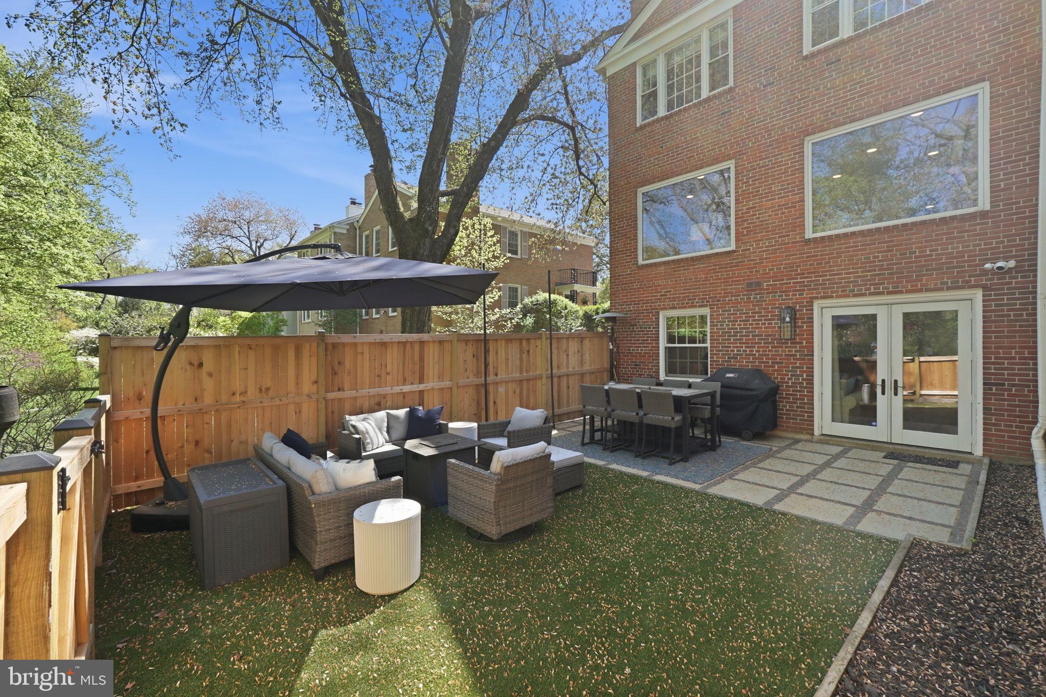 3523 Hamlet Place, Unit 501 Chevy Chase, MD 20815 - Photo 35 of 37