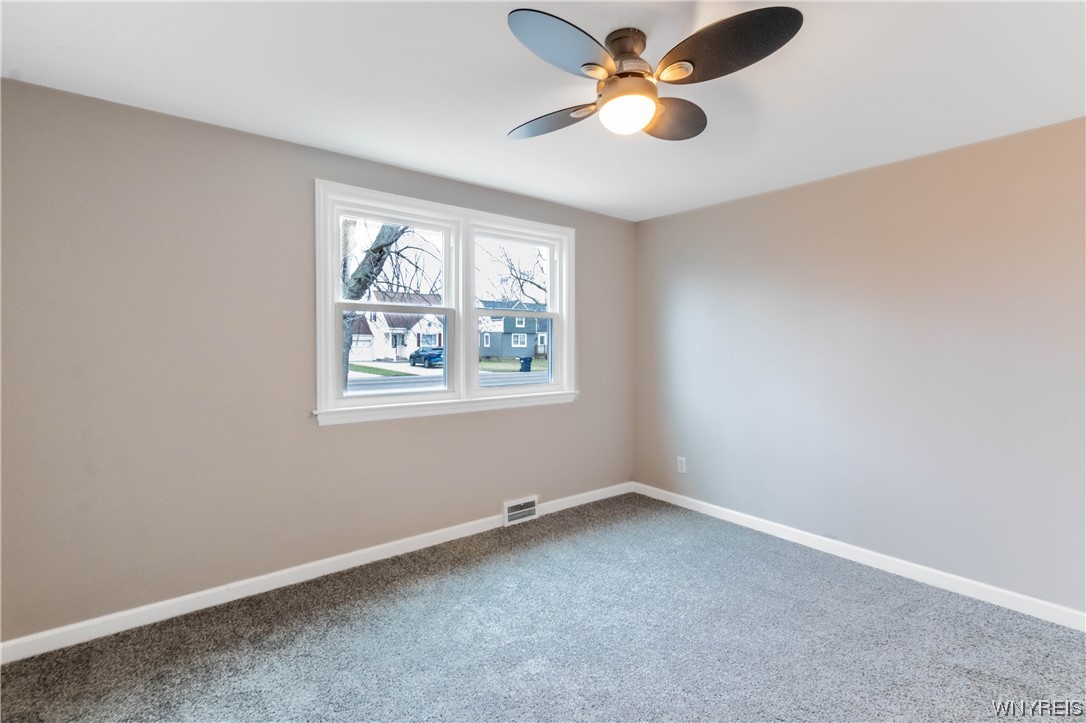 1630 Love Road Grand Island, NY 14072 - Photo 13 of 27