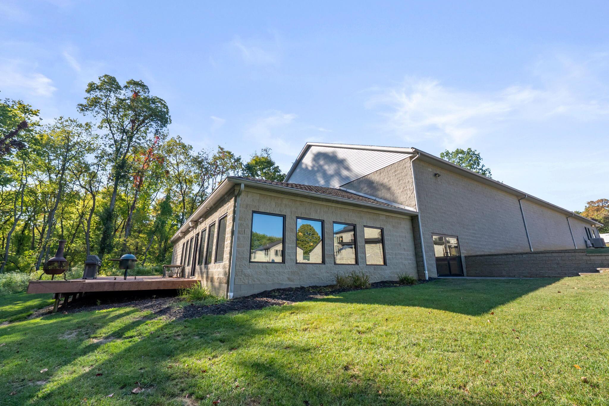 17980 Gambier Road Mount Vernon, OH 43050 - Photo 114 of 123 Gym Back Exterior