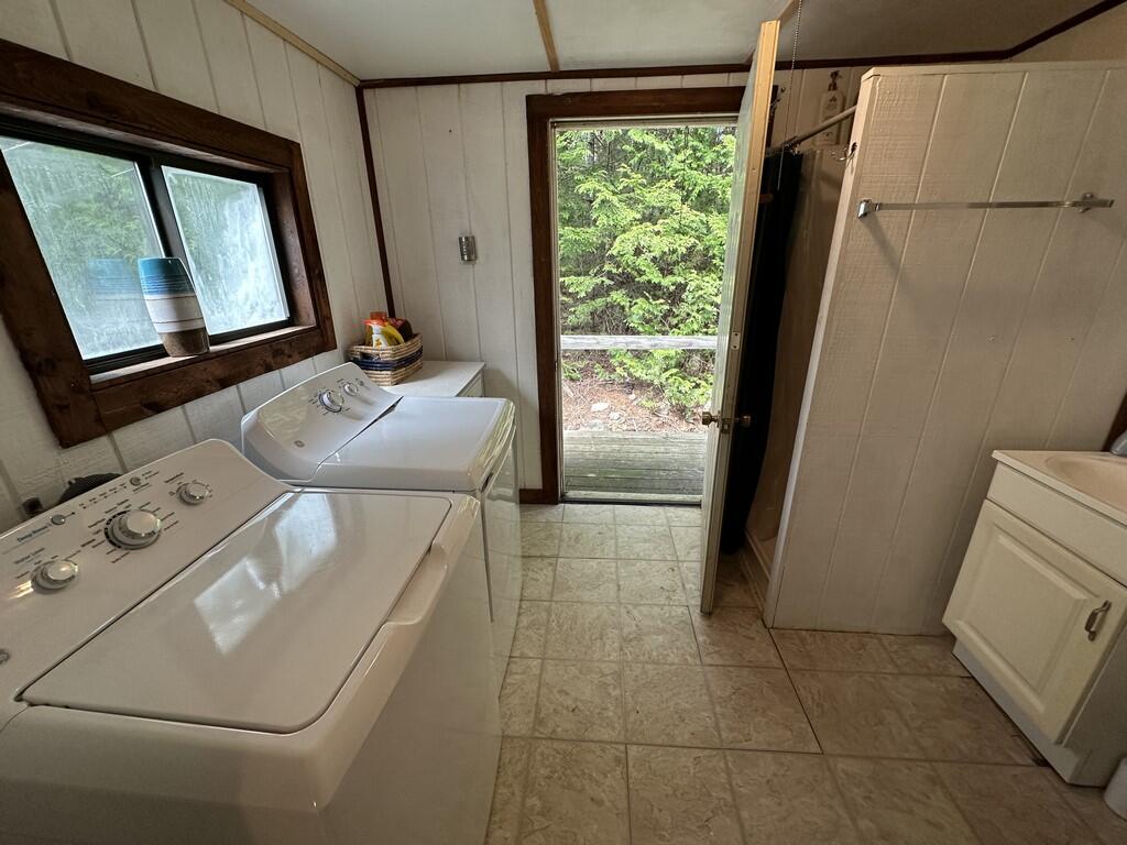 260 Mcgregor Road Lincoln, ME 04457 - Photo 35 of 84 IMG_4295