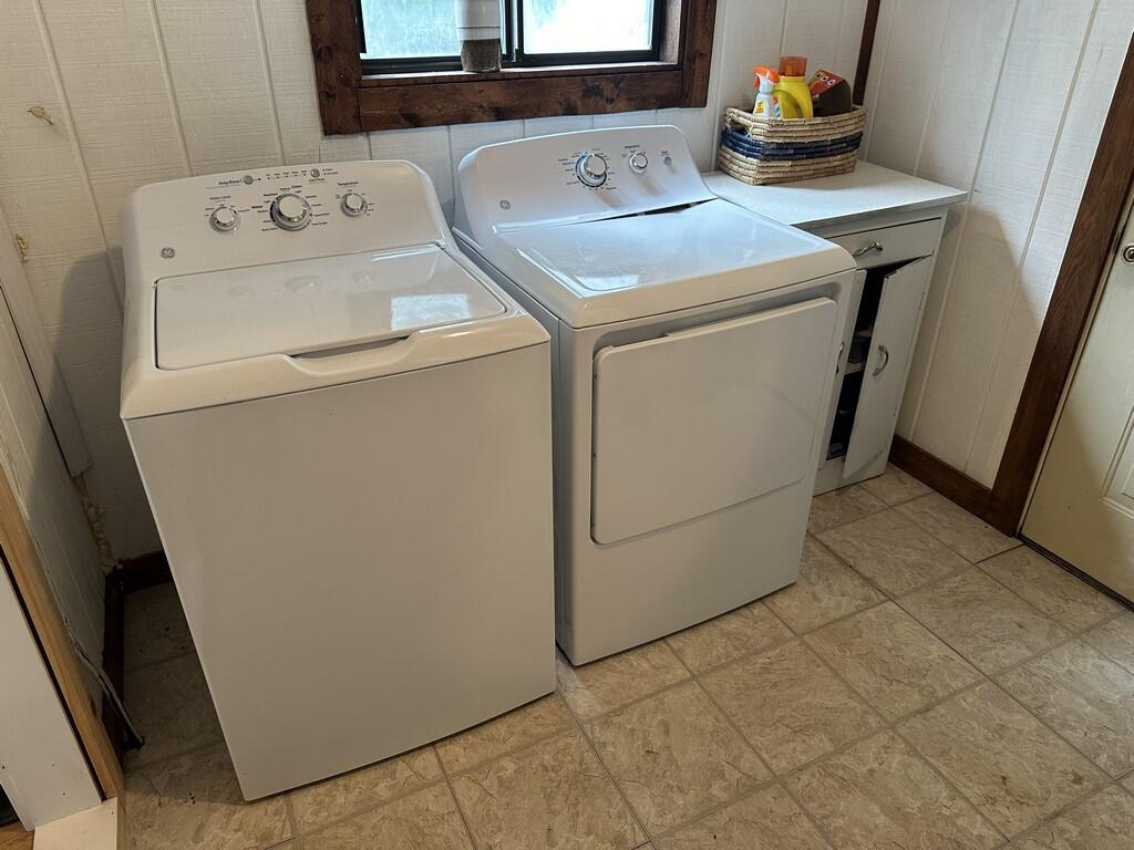 260 Mcgregor Road Lincoln, ME 04457 - Photo 36 of 84 IMG_4292