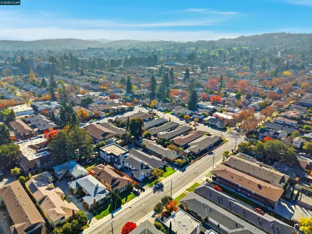 $989,989 | 115 Hobart Avenue, Unit E, San Mateo, CA 94402