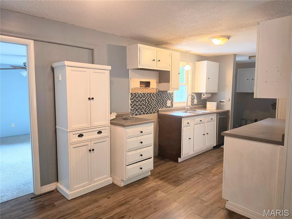 661 Parkside Street Hillsboro, IL 62049 - Photo 8 of 21 Gallery Image 8