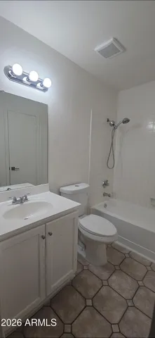 $329,000 | 1717 East Union Hills Drive, Unit 1048, Phoenix, AZ 85024