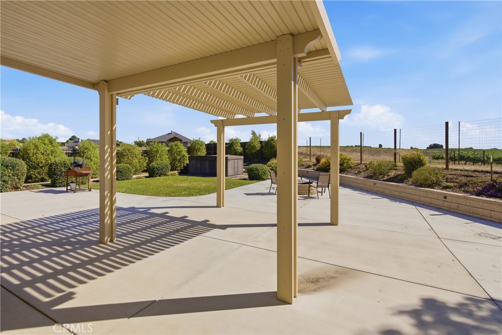 8020 Baron Way Paso Robles, CA 93446 - Photo 19 of 74
