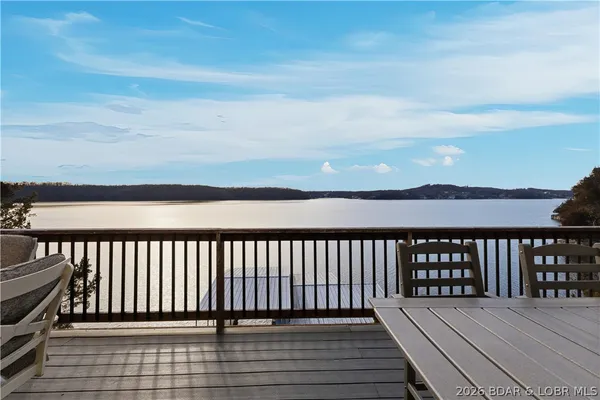 $875,000 | 63 Elbow Cay, Osage Beach, MO 65065