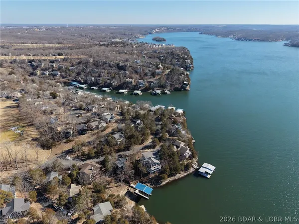 $875,000 | 63 Elbow Cay, Osage Beach, MO 65065