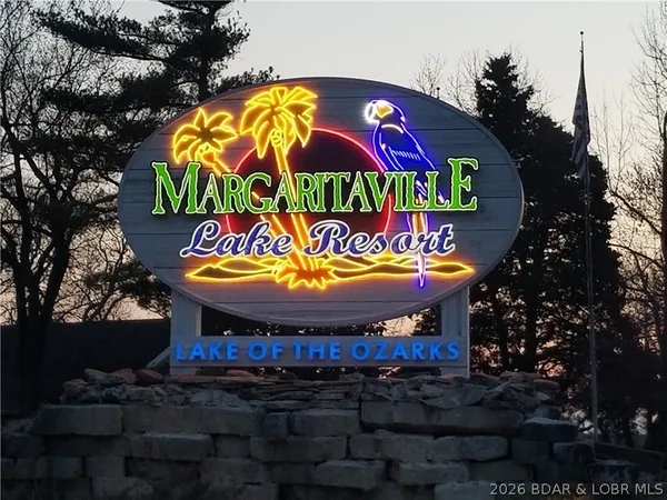 $875,000 | 63 Elbow Cay, Osage Beach, MO 65065