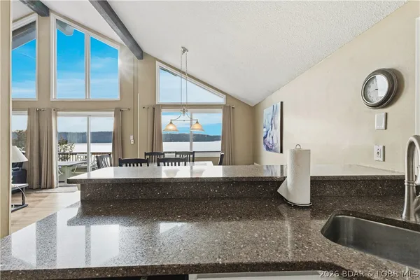 $875,000 | 63 Elbow Cay, Osage Beach, MO 65065