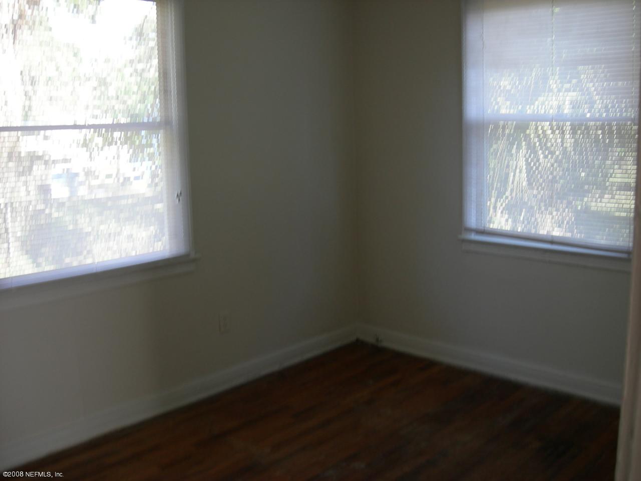5145 Bland Road Jacksonville, FL 32254 - Photo 3 of 5 master bedroom