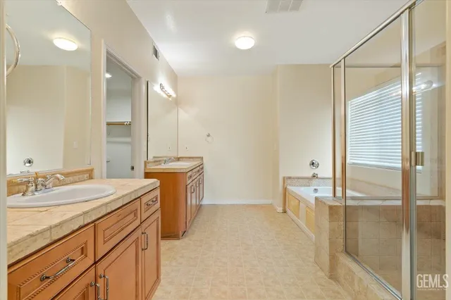 $565,000 | Undisclosed Address, Bakersfield, CA 93311