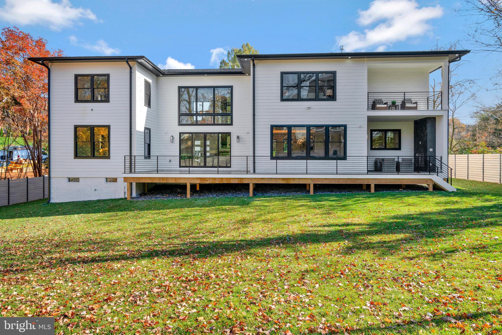 1520 Brookhaven Drive McLean, VA 22101 - Photo 103 of 108 Spacious backyard