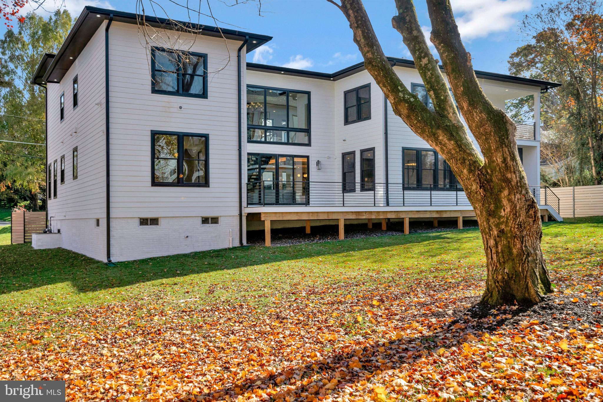 1520 Brookhaven Drive McLean, VA 22101 - Photo 104 of 108 Spacious backyard