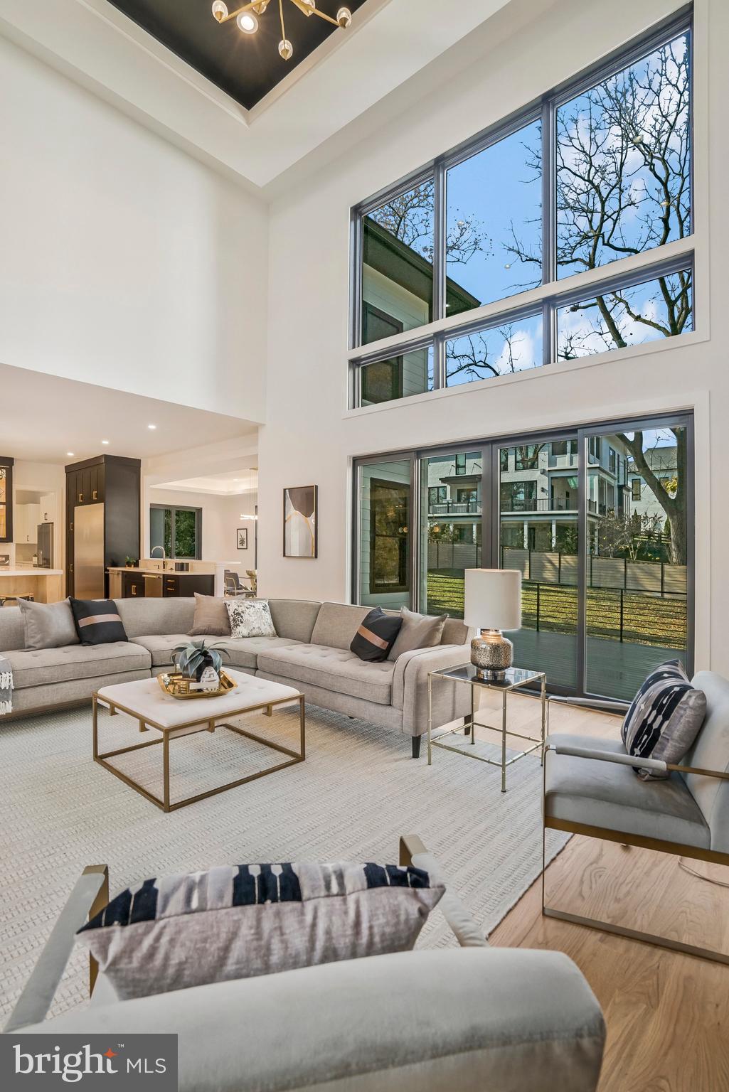 1520 Brookhaven Drive McLean, VA 22101 - Photo 11 of 108 10-ft ceiling at main level