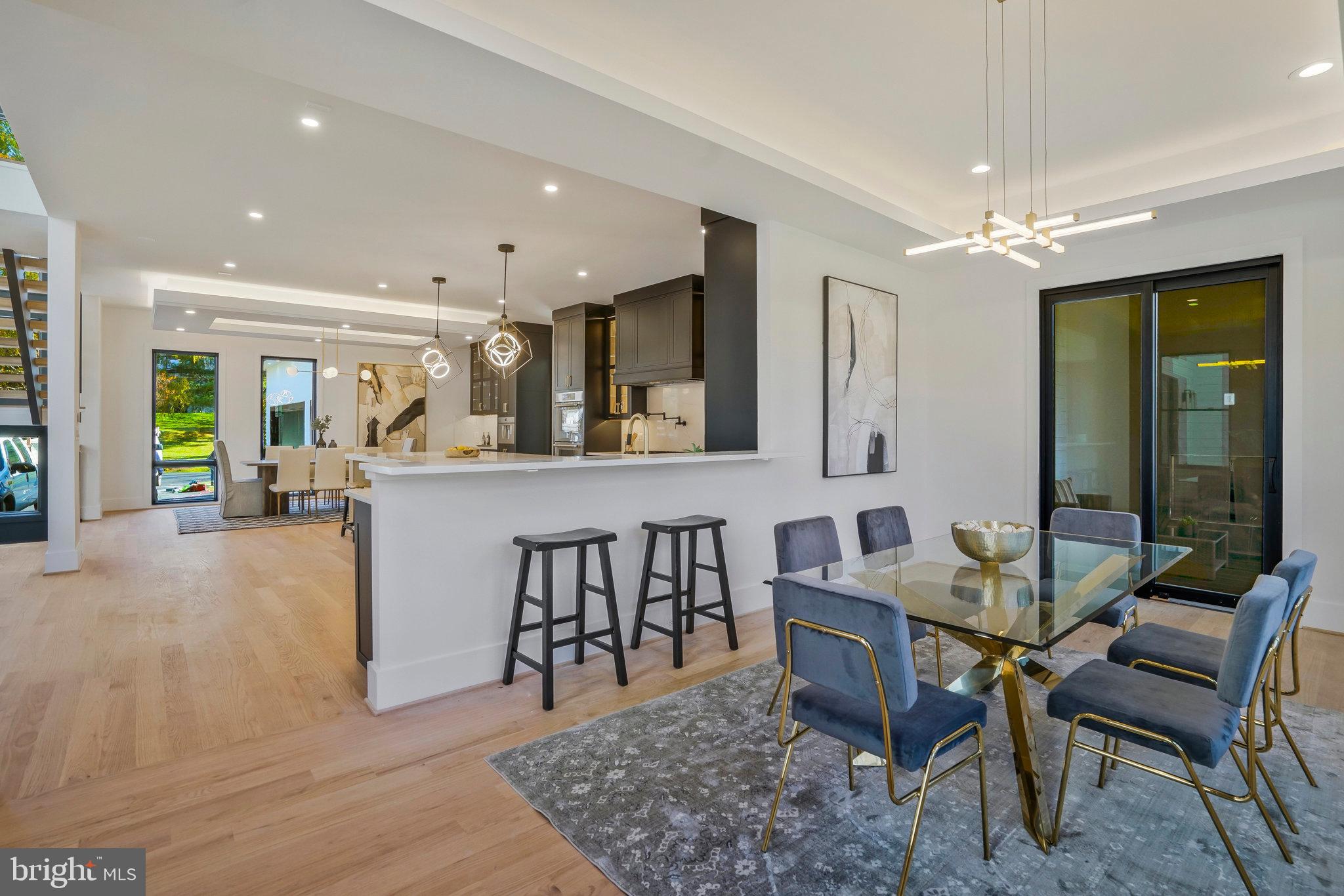 1520 Brookhaven Drive McLean, VA 22101 - Photo 18 of 108 Dining area
