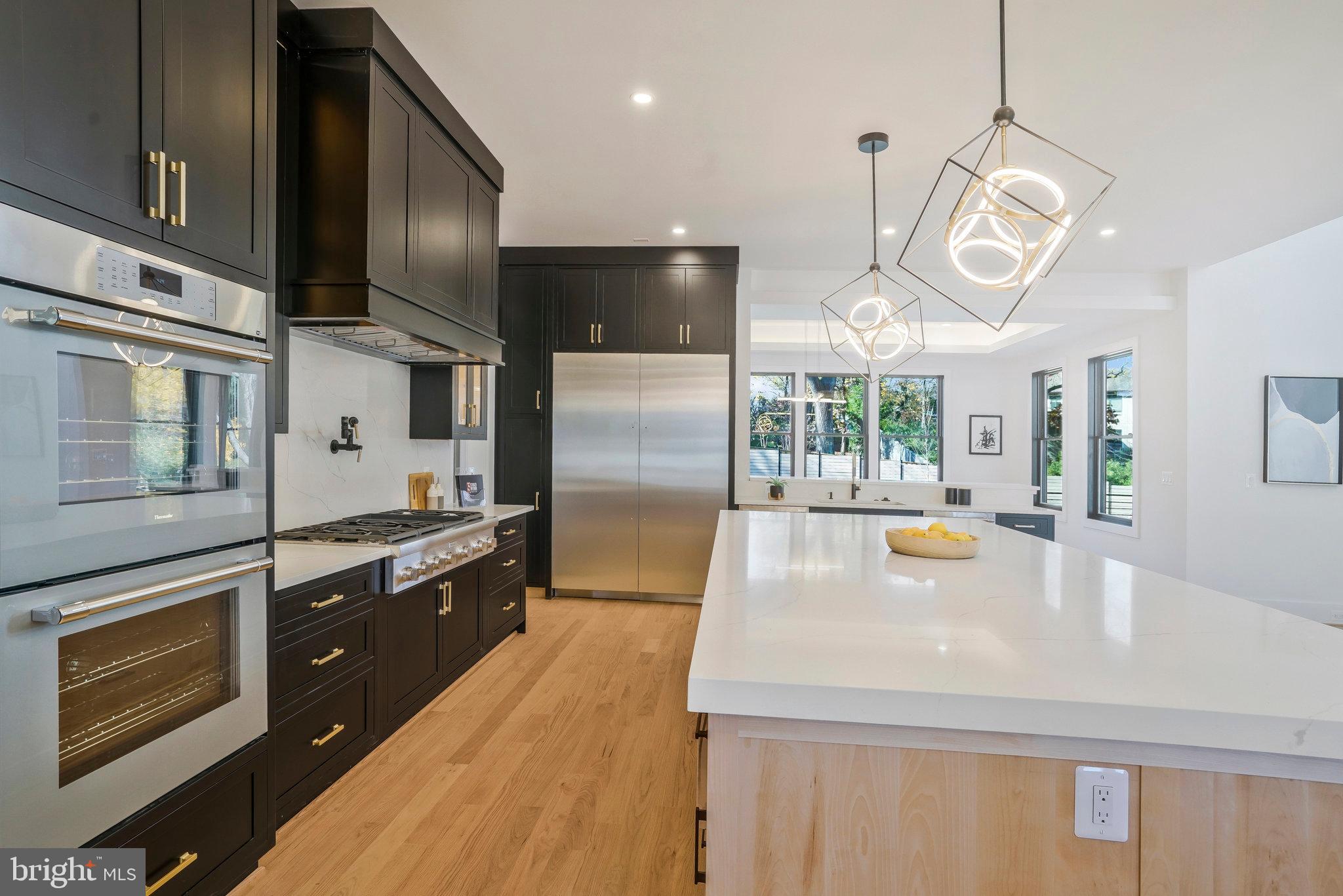 1520 Brookhaven Drive McLean, VA 22101 - Photo 30 of 108 Thermador stainless steel appliances