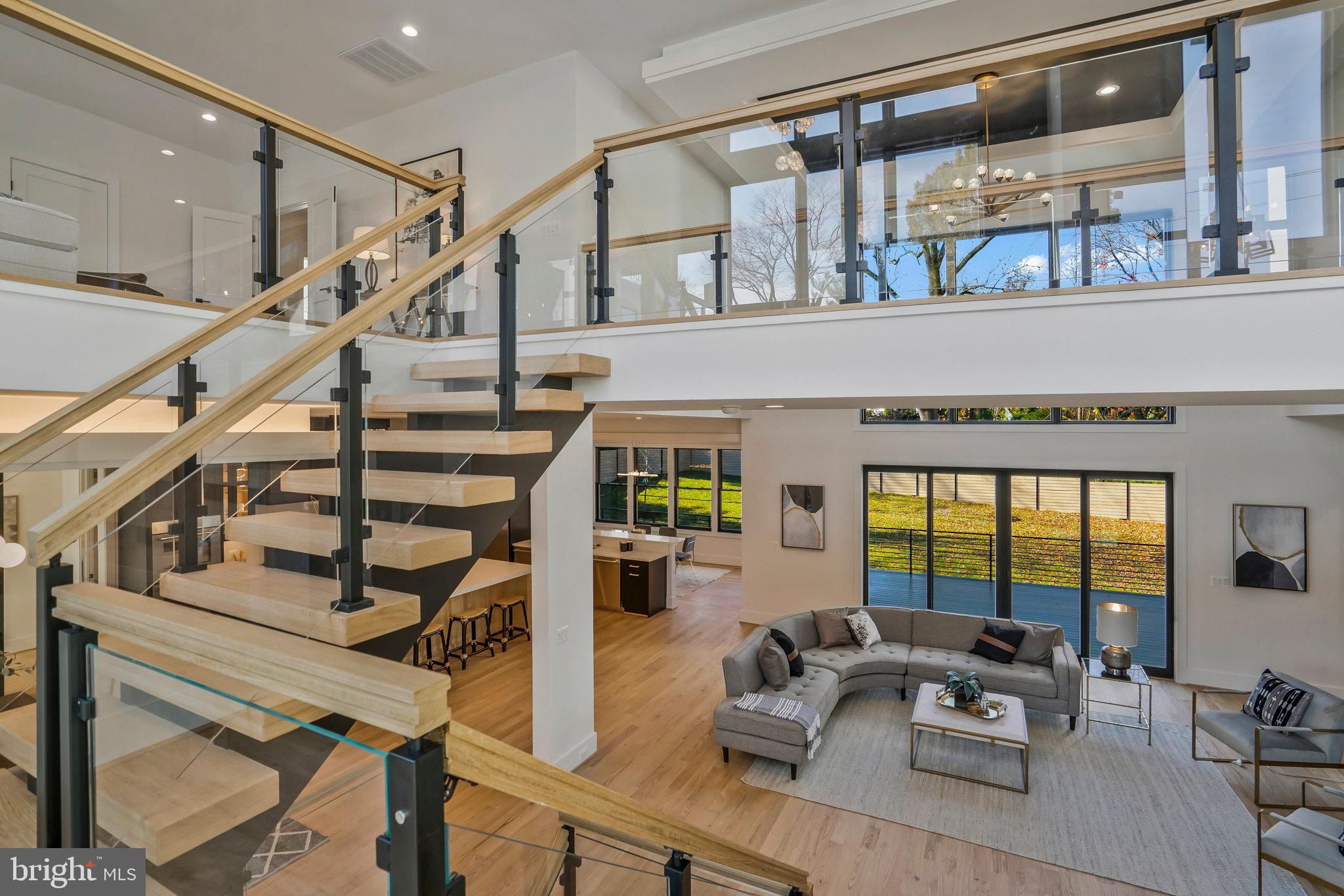 1520 Brookhaven Drive McLean, VA 22101 - Photo 47 of 108 2-story entry foyer
