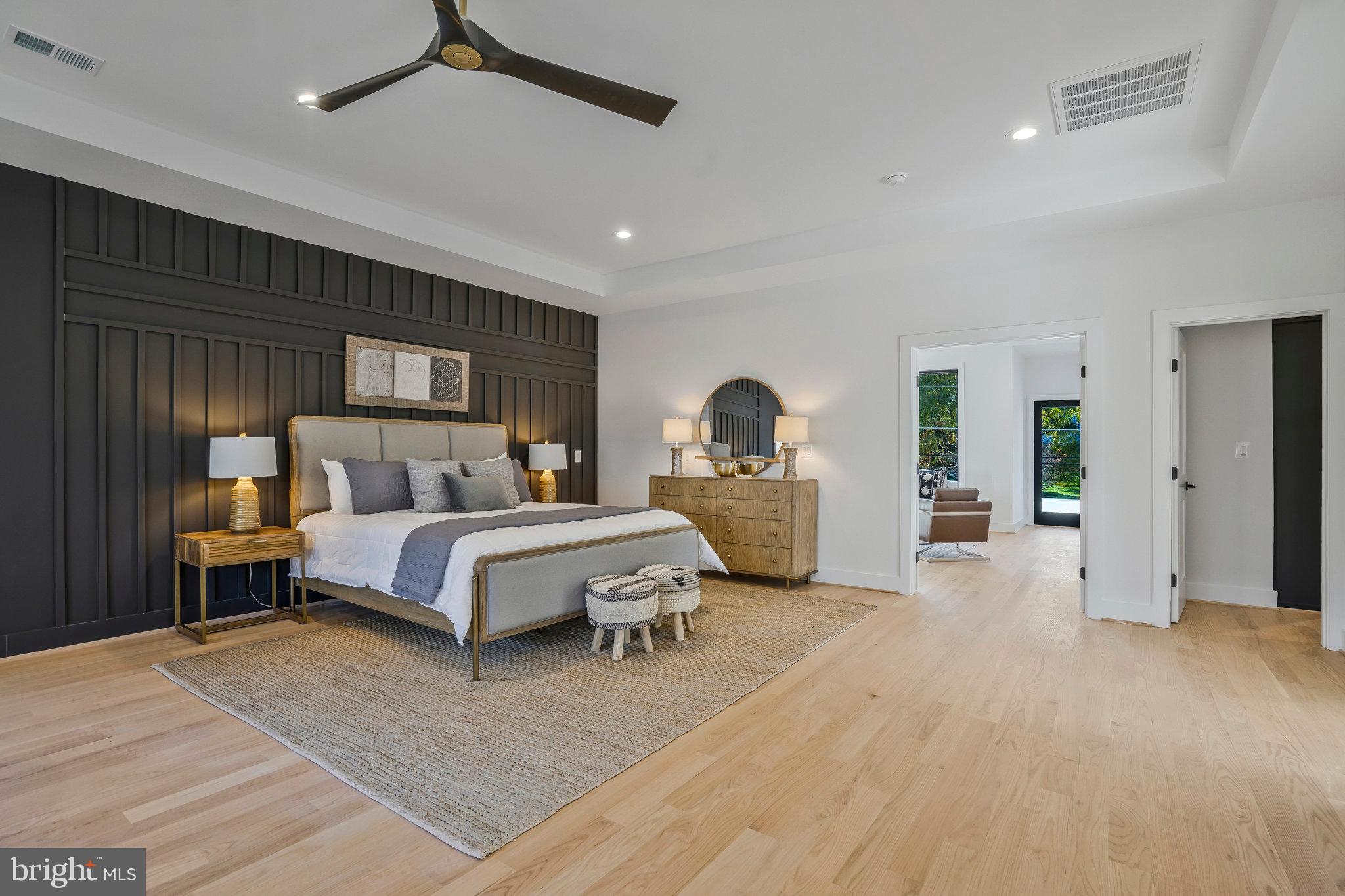 1520 Brookhaven Drive McLean, VA 22101 - Photo 53 of 108 Large owner's suite