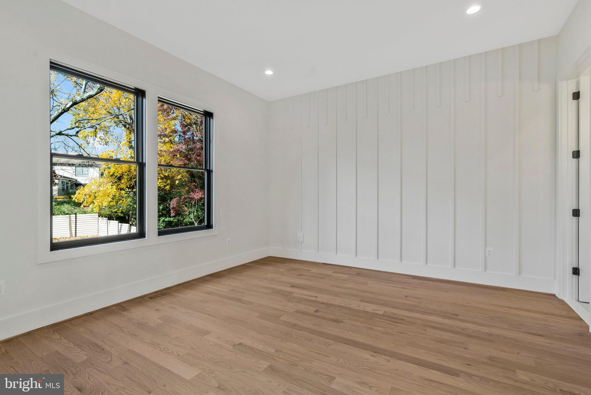 1520 Brookhaven Drive McLean, VA 22101 - Photo 76 of 108 First level bedroom with full bath