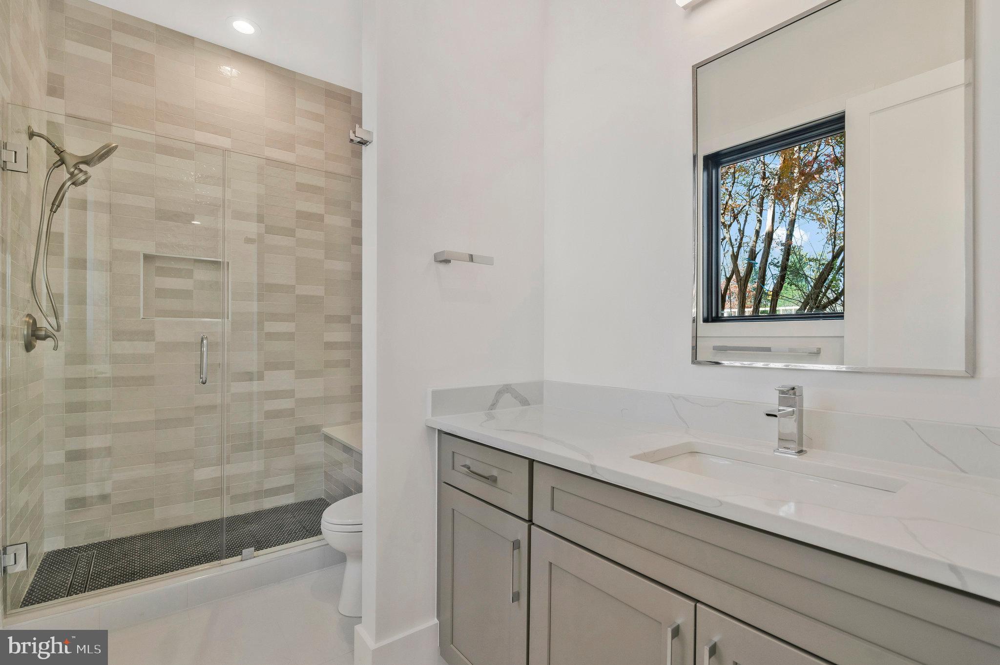 1520 Brookhaven Drive McLean, VA 22101 - Photo 77 of 108 First level bedroom with full bath