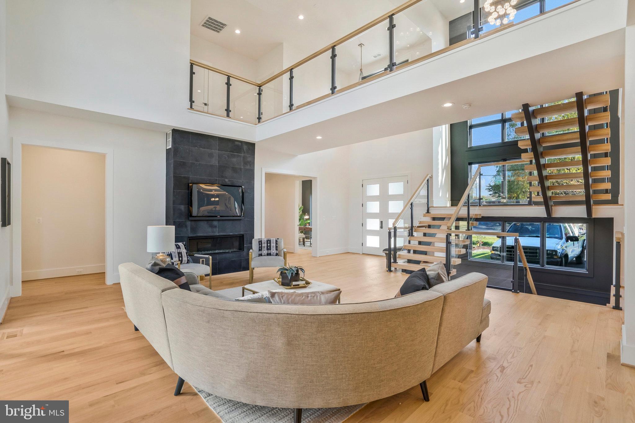 1520 Brookhaven Drive McLean, VA 22101 - Photo 7 of 108 48-inch gas fireplace at family room