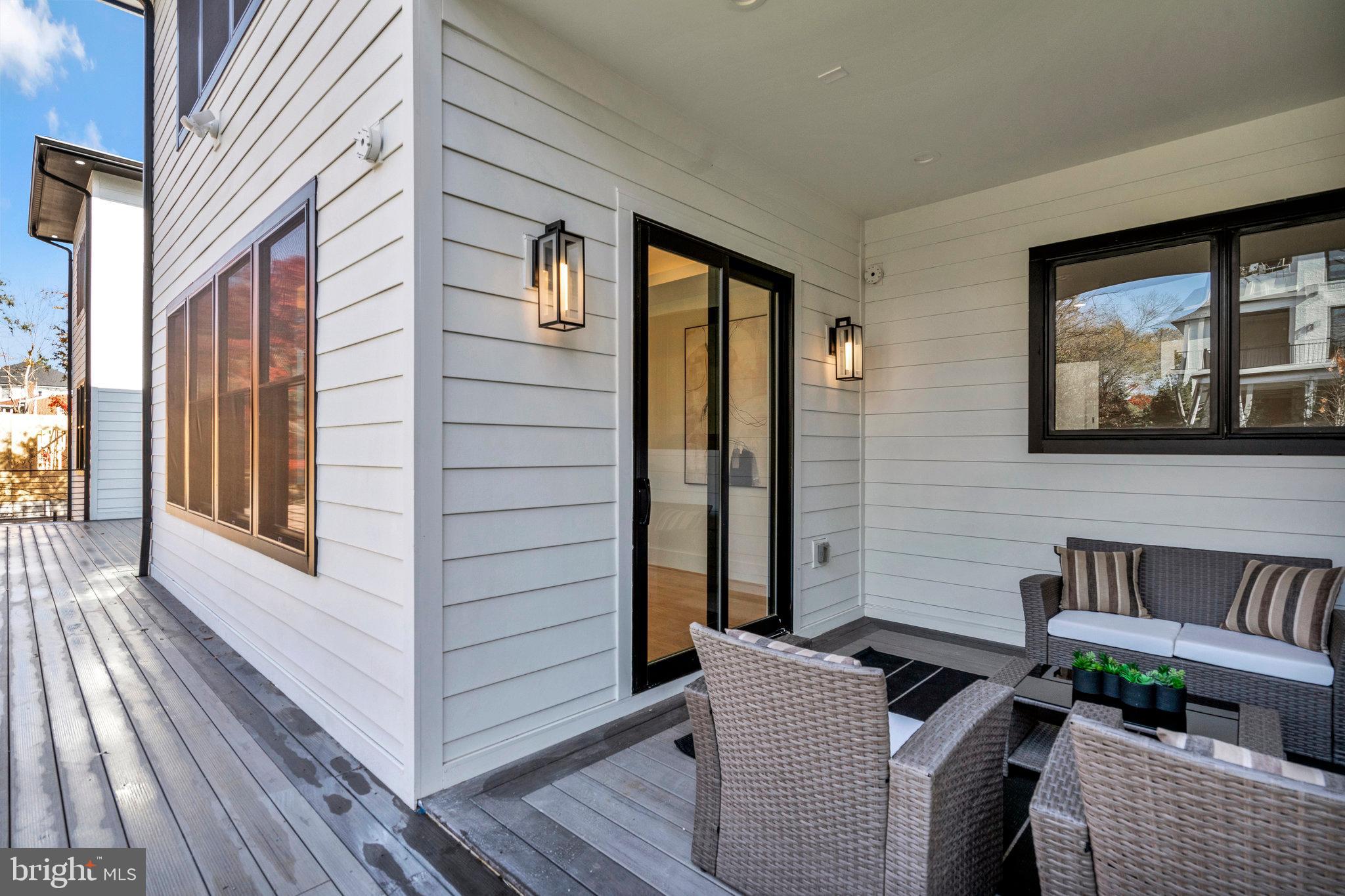 1520 Brookhaven Drive McLean, VA 22101 - Photo 97 of 108 Rear deck