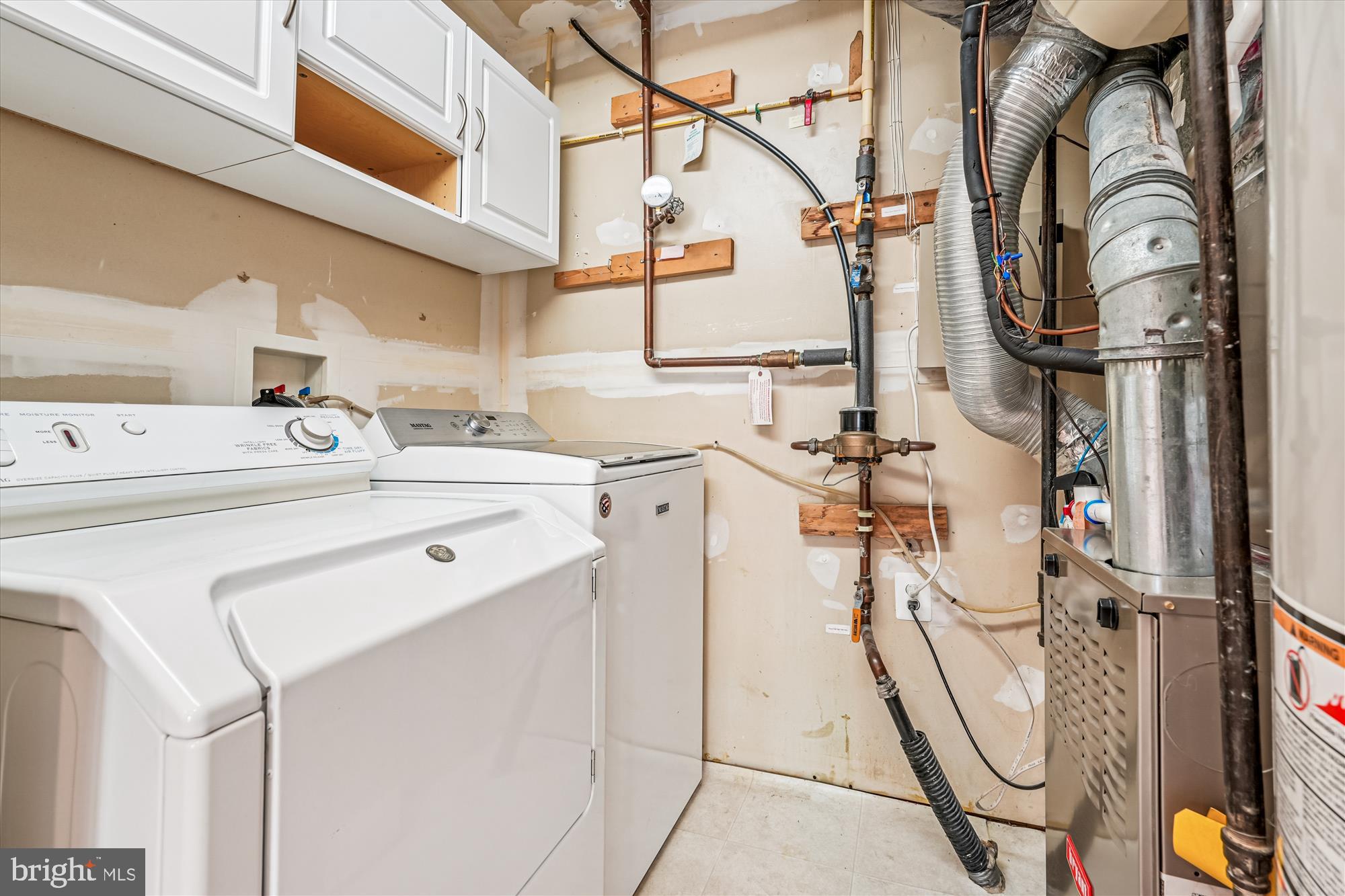 142 Swanton Lane Gaithersburg, MD 20878 - Photo 45 of 68 Laundry