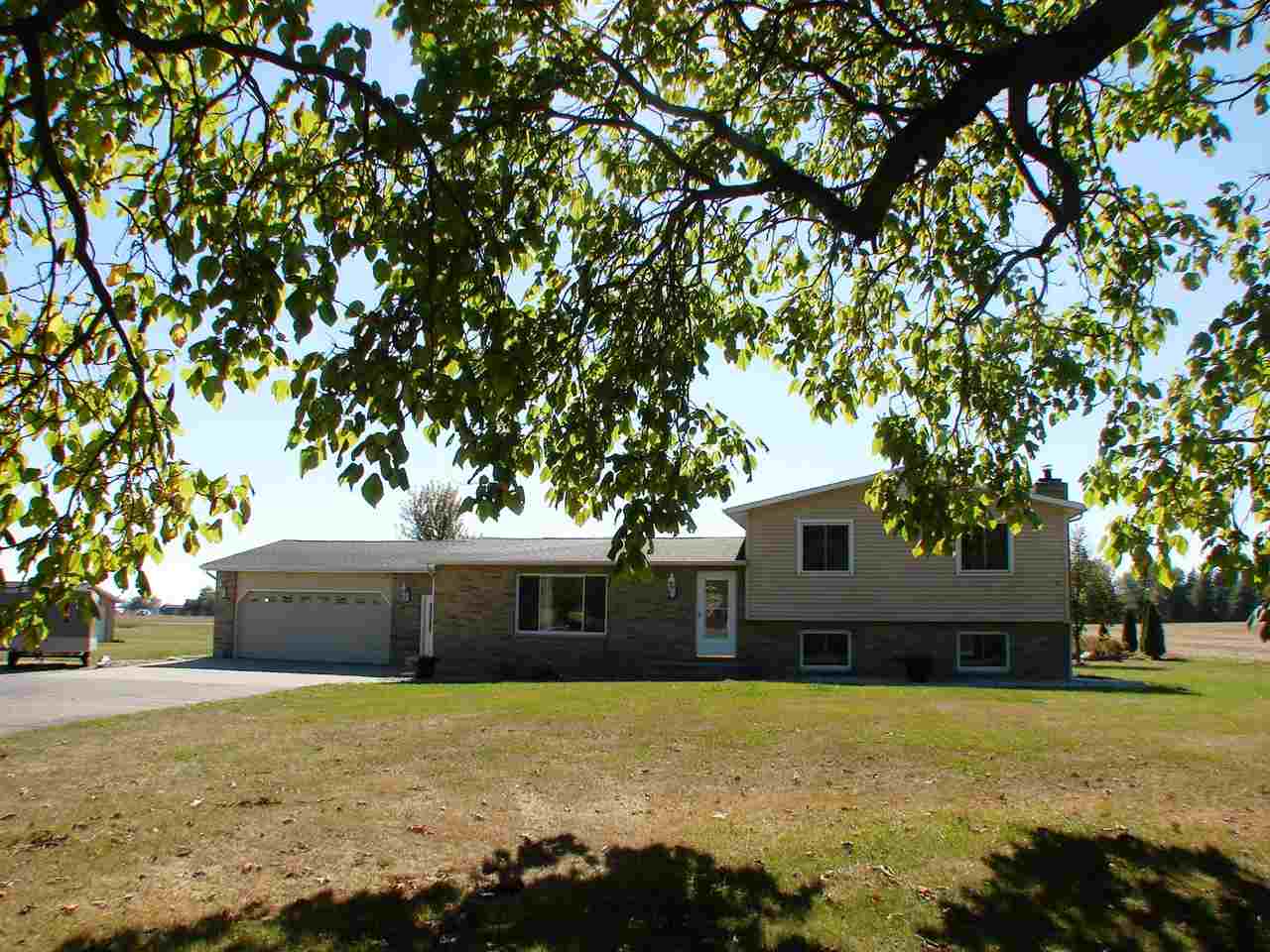 328 East St Charles Road Ithaca, MI 48847 - Photo 1 of 54 1839405.JPG