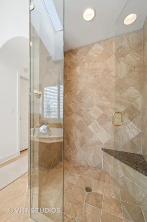 $1,900,000 | 860 Gage Lane, Lake Forest, IL 60045