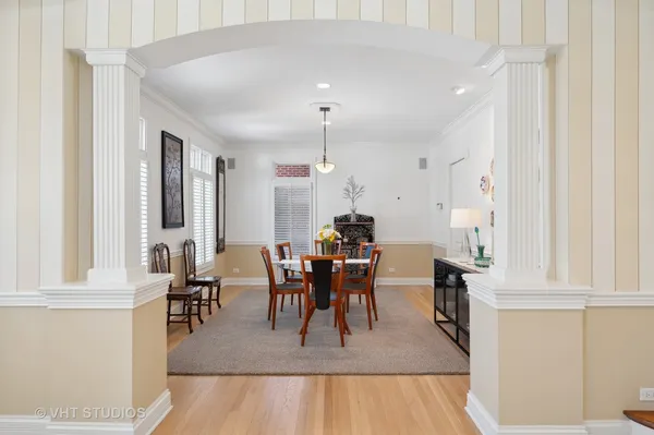 $1,900,000 | 860 Gage Lane, Lake Forest, IL 60045