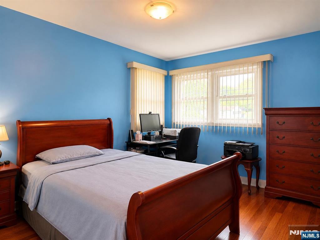 372 West Main Street Bergenfield, NJ 07621 - Photo 13 of 28