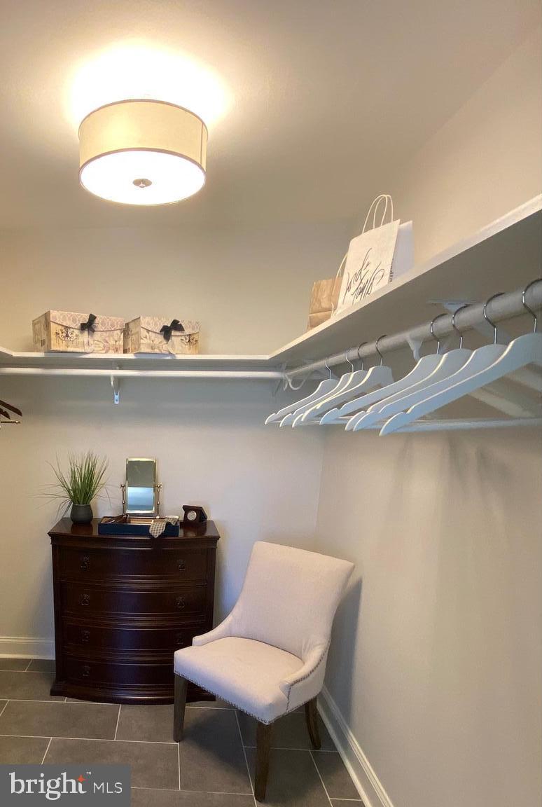 35 Dunminning Road Newtown Square, PA 19073 - Photo 27 of 37 Master walk in closet