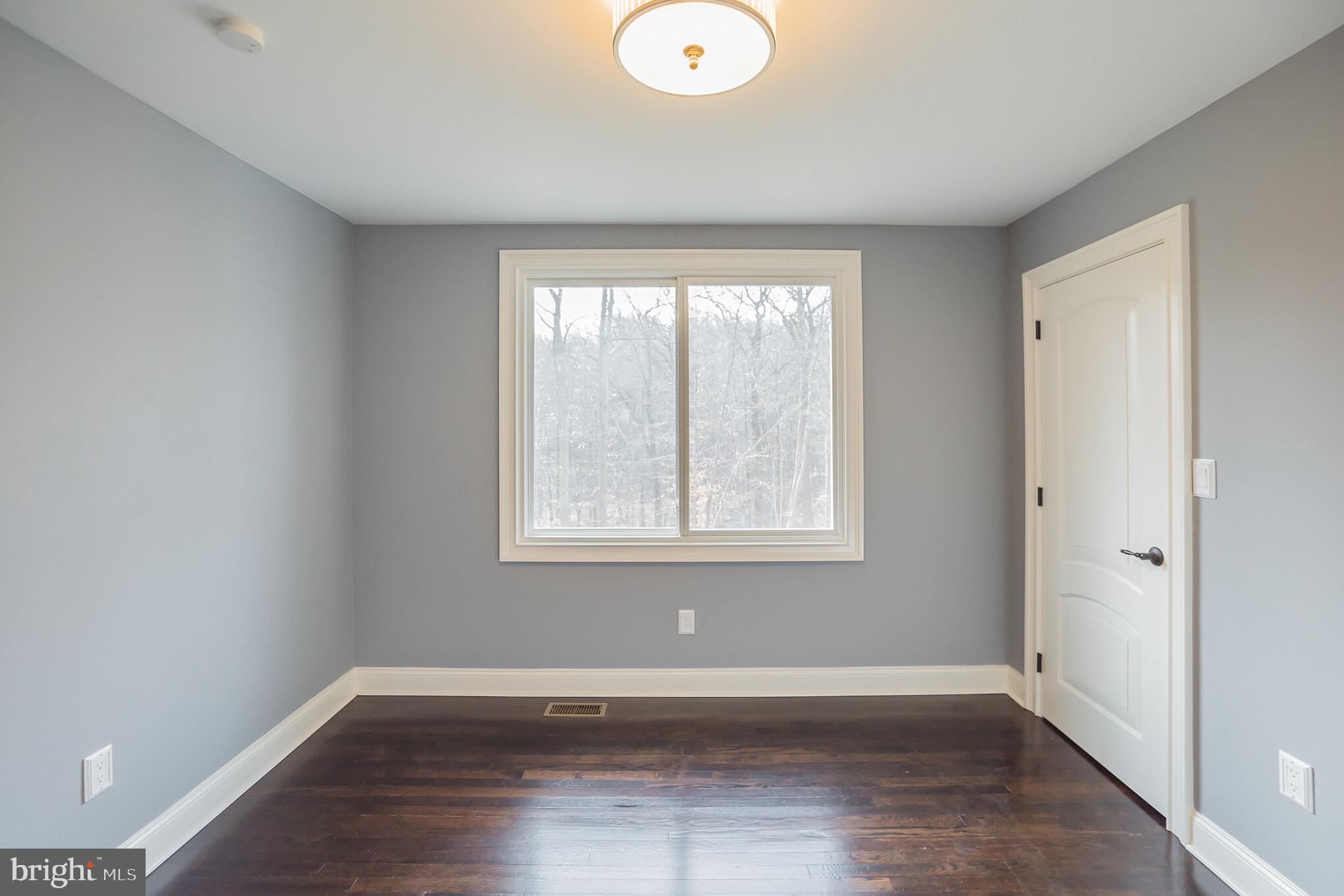 35 Dunminning Road Newtown Square, PA 19073 - Photo 28 of 37 2nd first floor bedroom with closet