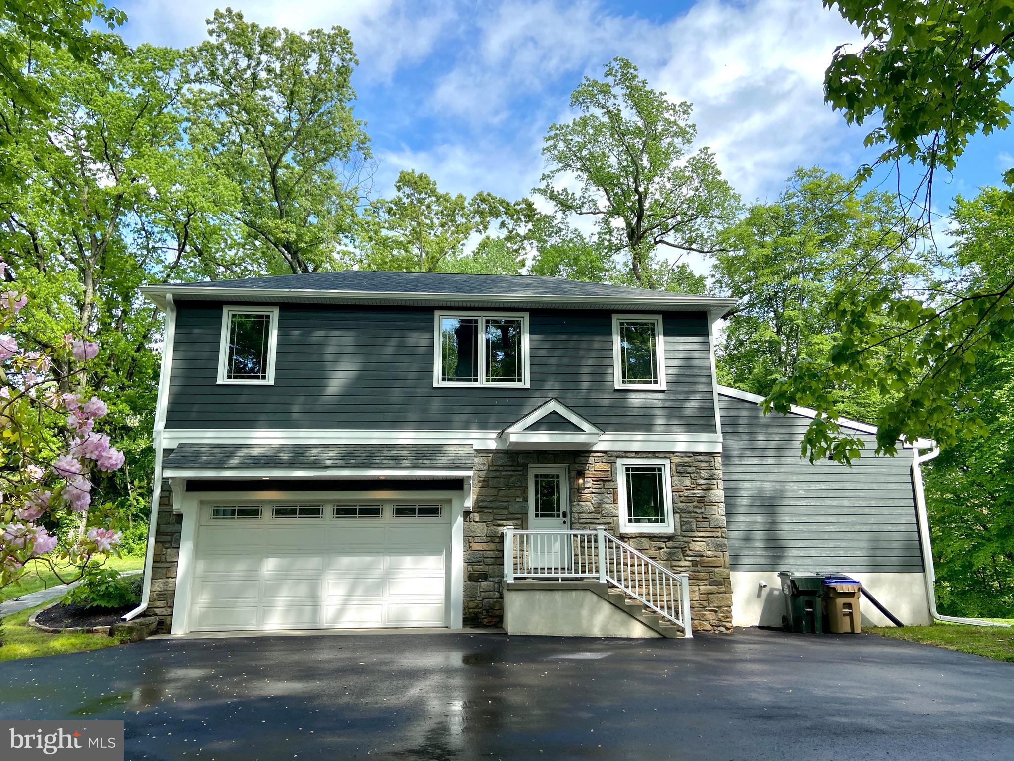 35 Dunminning Road Newtown Square, PA 19073 - Photo 5 of 37 Attached 2 car garage - lots of additional parking