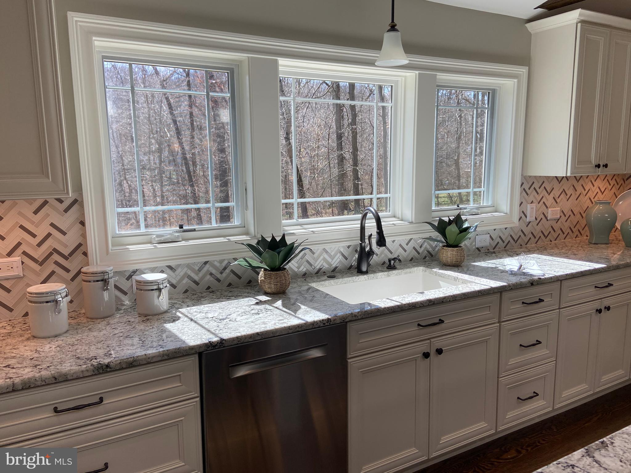 35 Dunminning Road Newtown Square, PA 19073 - Photo 10 of 37 Serene views from your kitchen window