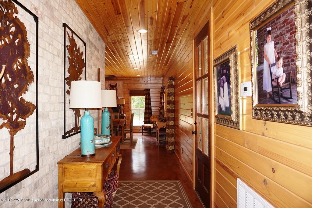 1860 Brownlee Road Sarah, MS 38665 - Photo 5 of 51 DSC00562