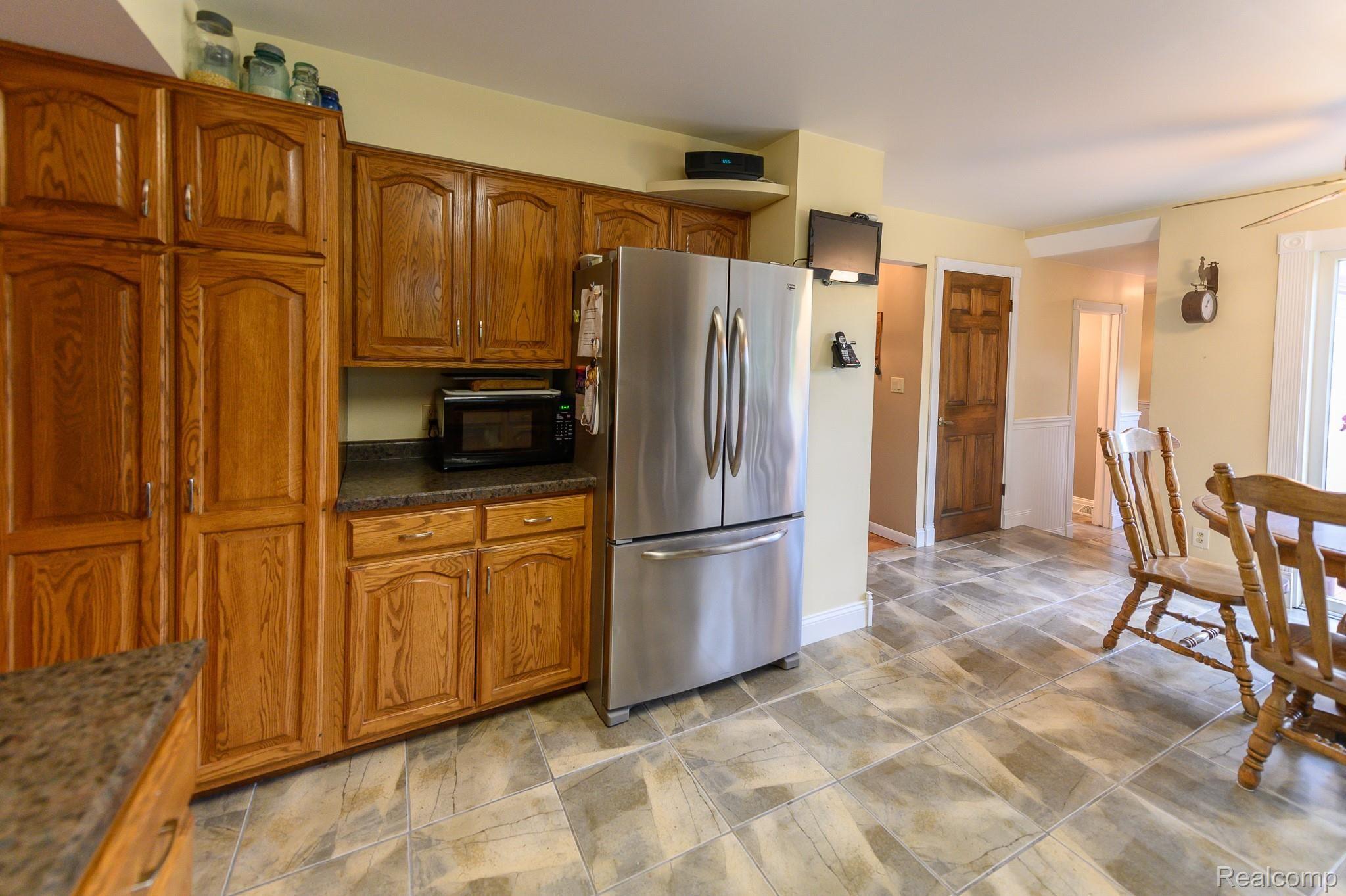 1210 Baker Road Fenton, MI 48430 - Photo 21 of 39 DSC_3278.jpg