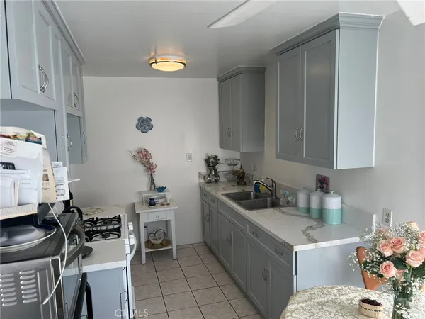 $430,000 | 11 Eastridge Lane, Carson, CA 90745