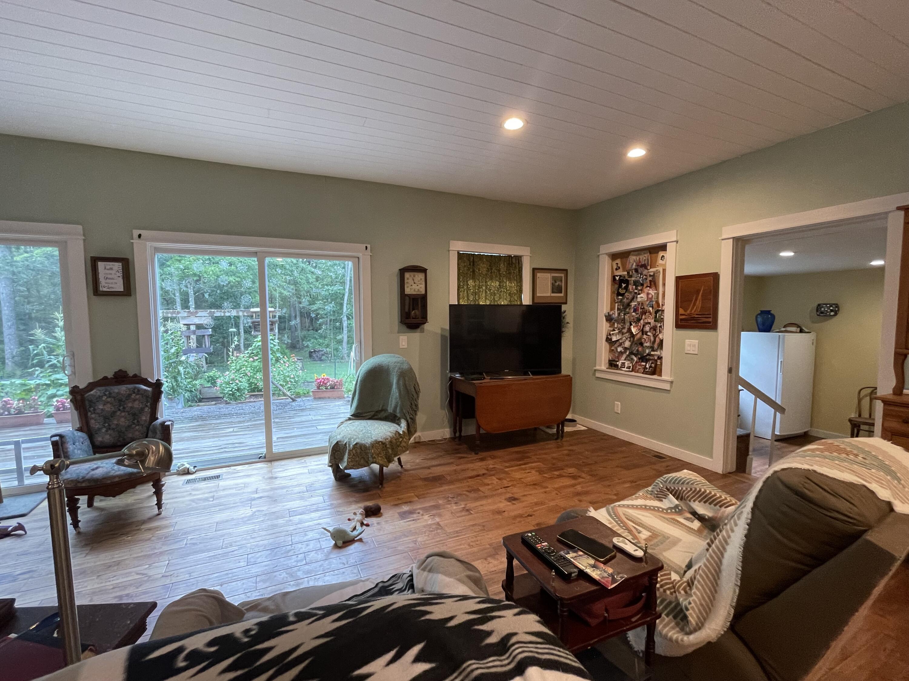 407 Cedar Road Pikeville, TN 37367 - Photo 10 of 40 IMG_6350
